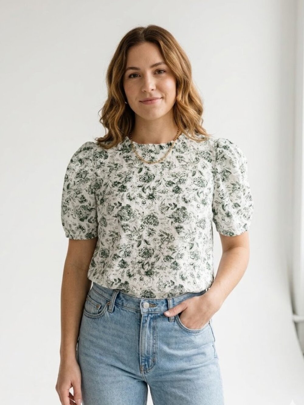 Avara White Green Eyelet Puff Sleeve Blouse Med